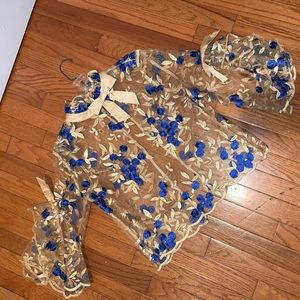 Feminine Blouse w/ Bow (blue and gold details)